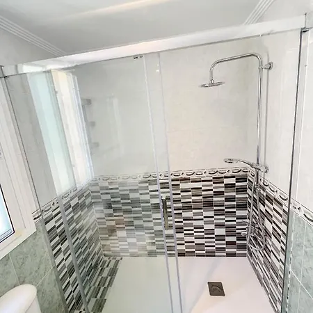 Playaquebrada & Pool Cozy Flat * Бенальмадена